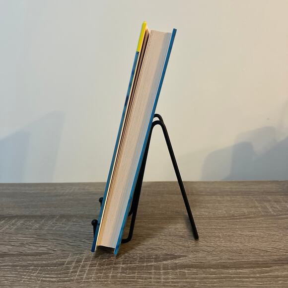 A Killing Cold January Book of the Month by Kate Alice Marshall - Thriller 2025 - Picture 2 of 7